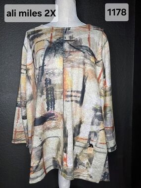 Ali Miles Abstract Print Long Sleeve Top - Multicolor